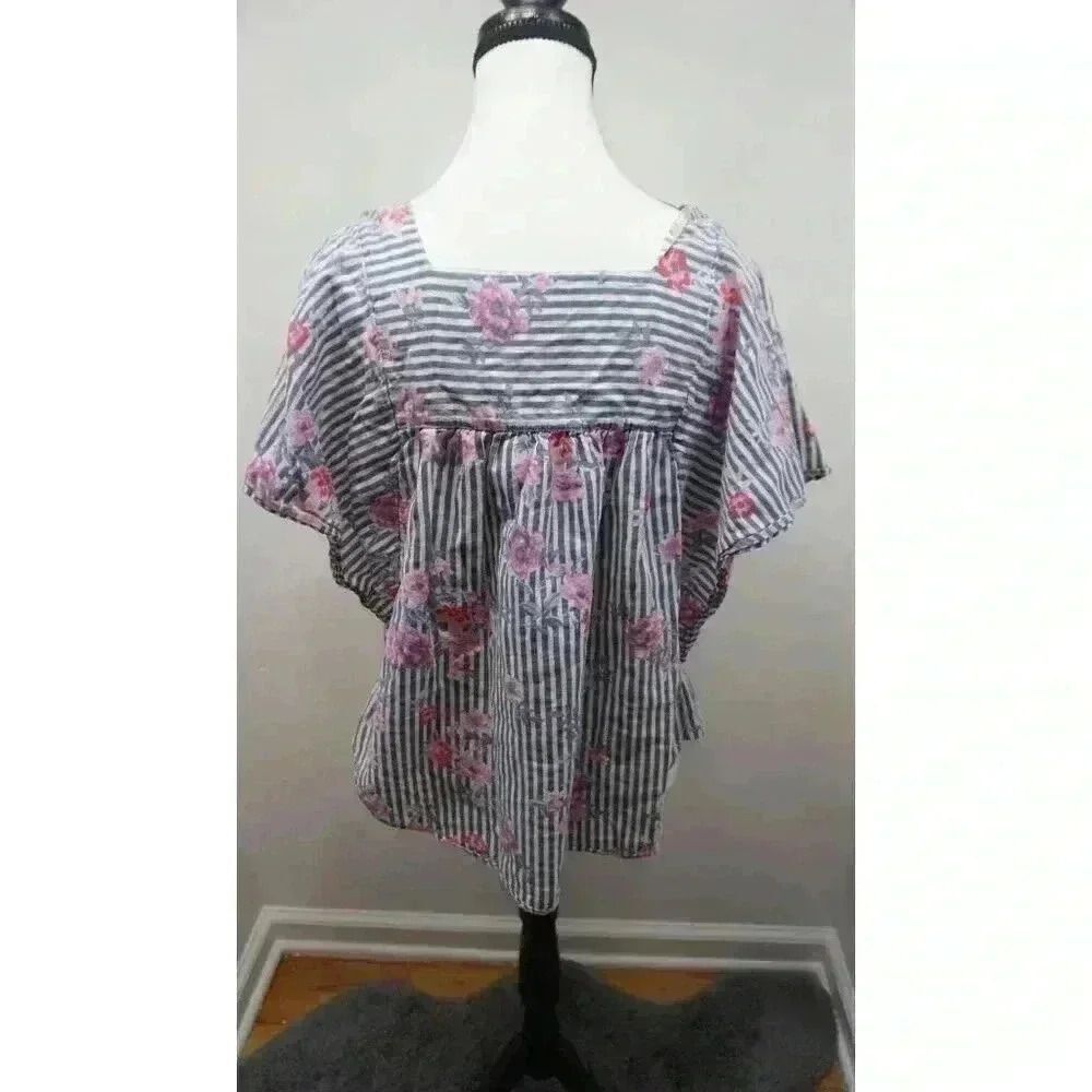 Time and Tru Women’s Striped Floral Blouse, Size M (8-10) - Picture 6 of 14